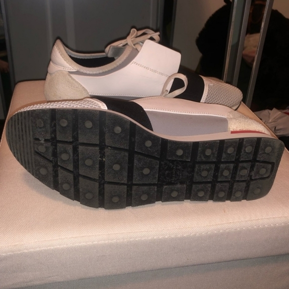 Balenciaga Race Runner Sneaker - Picture 4 of 7